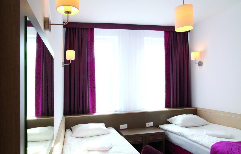 Arche Hotel Siedlce Exterior photo