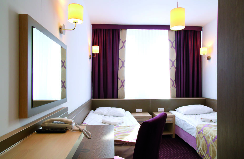 Arche Hotel Siedlce Room photo
